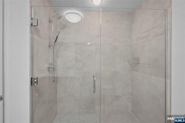 150 Henley Place 404, Weehawken, NJ 07086