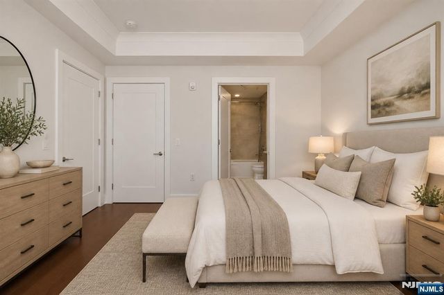 150 Henley Place 404, Weehawken, NJ 07086