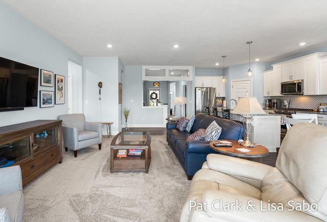 13458 Waybury Drive, Nunica, MI 49448