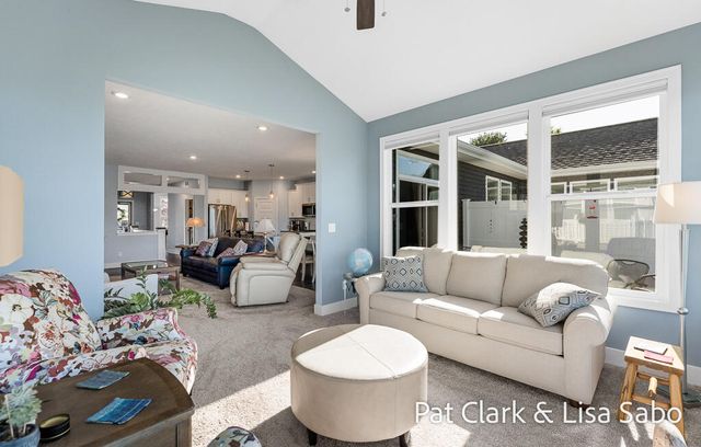 13458 Waybury Drive, Nunica, MI 49448