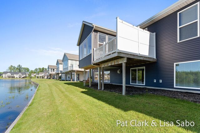 13458 Waybury Drive, Nunica, MI 49448