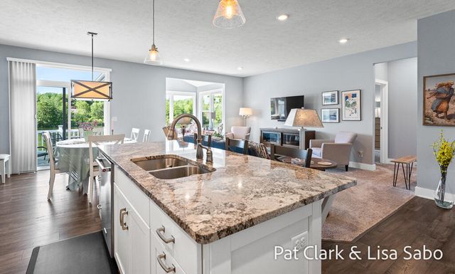 13458 Waybury Drive, Nunica, MI 49448