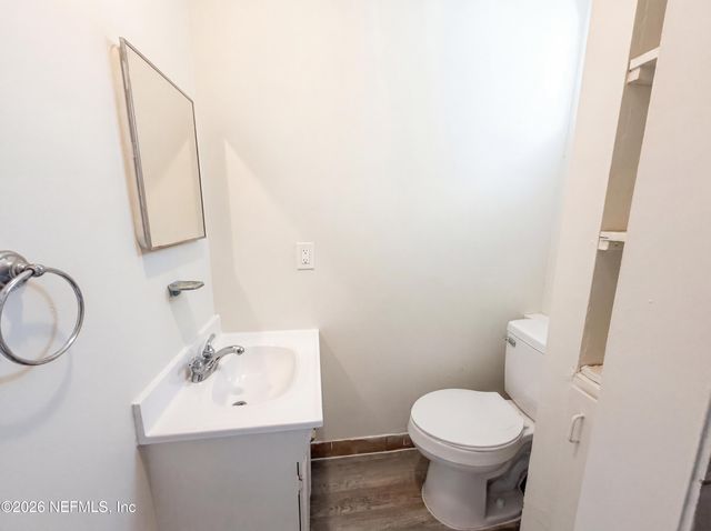2742 MERWYN Road, Jacksonville, FL 32207