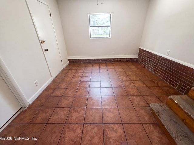 2742 MERWYN Road, Jacksonville, FL 32207