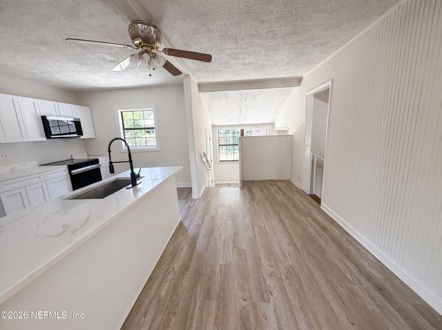 2742 MERWYN Road, Jacksonville, FL 32207