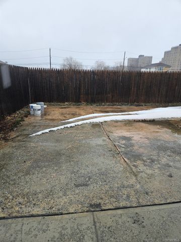 484 Beach 44th Street, Far Rockaway, NY 11691