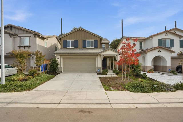 398 Miwok Ln, Manteca, CA 95337