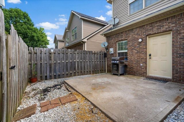 1117 Oatlands Park, Lexington, KY 40509