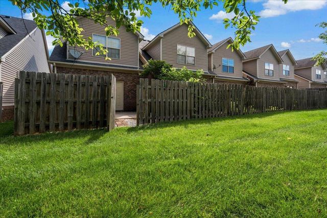 1117 Oatlands Park, Lexington, KY 40509