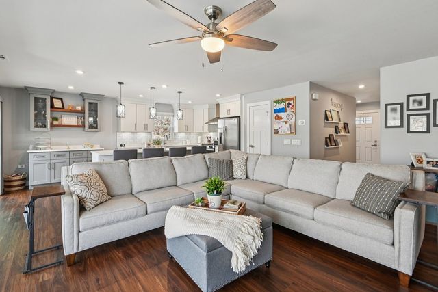 2785 Gains Court, Yorkville, IL 60560