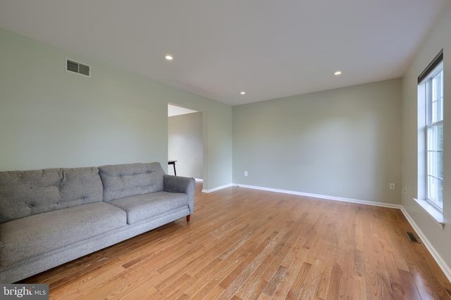 318 N DWIGHT ST, Reading, PA 19609