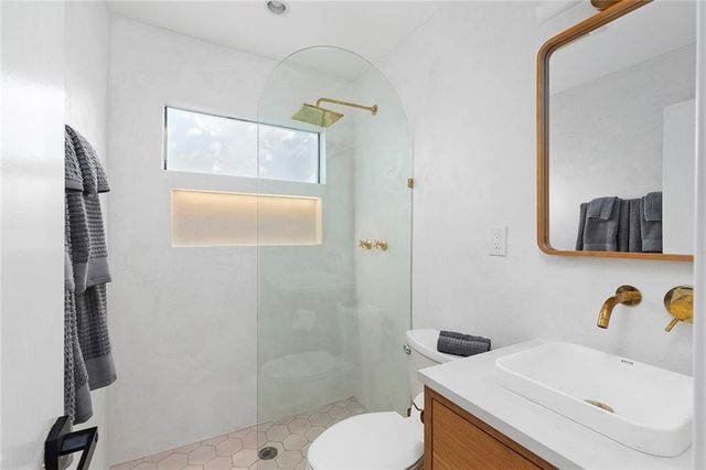 716 Stokeswood Avenue SE 2B, Atlanta, GA 30313