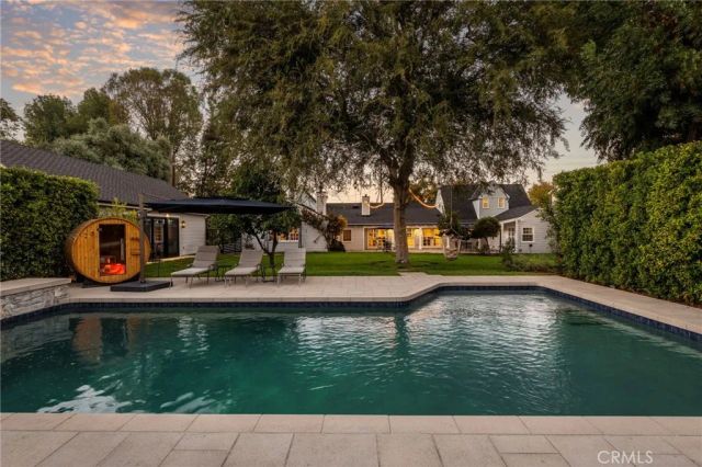 23534 Hatteras Street, Woodland Hills, CA 91367