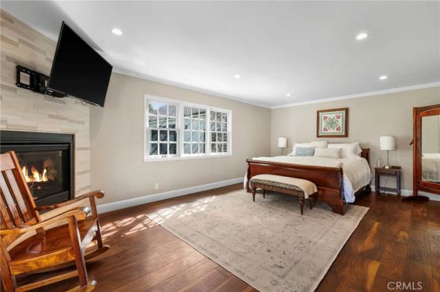 23534 Hatteras Street, Woodland Hills, CA 91367