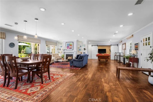 23534 Hatteras Street, Woodland Hills, CA 91367