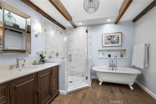 23534 Hatteras Street, Woodland Hills, CA 91367