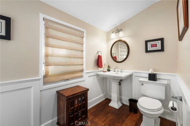 23534 Hatteras Street, Woodland Hills, CA 91367