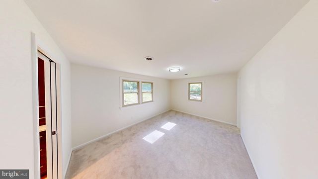 729 W WATERSVILLE RD, Mount Airy, MD 21771