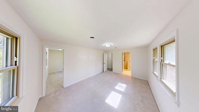 729 W WATERSVILLE RD, Mount Airy, MD 21771