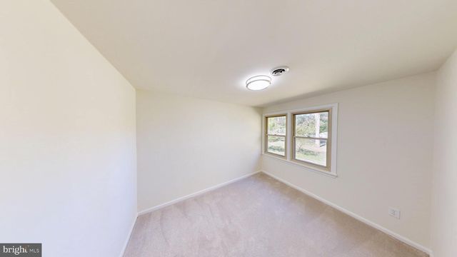 729 W WATERSVILLE RD, Mount Airy, MD 21771