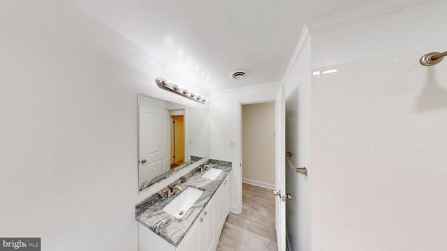 729 W WATERSVILLE RD, Mount Airy, MD 21771