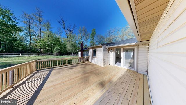 729 W WATERSVILLE RD, Mount Airy, MD 21771