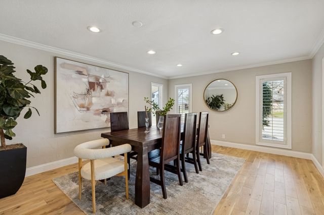 7040 Oakbluff Drive, Dallas, TX 75254