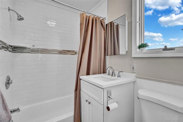 219 Hyman Avenue, West Islip, NY 11795