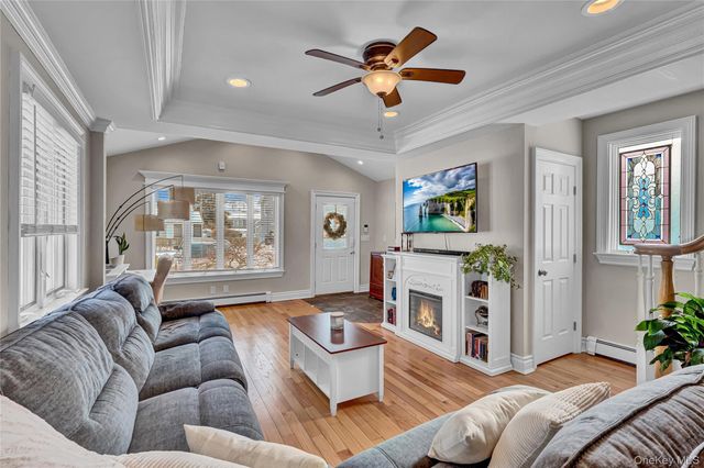 219 Hyman Avenue, West Islip, NY 11795