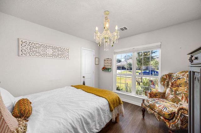 1046 Bending Trail Drive, Tomball, TX 77375