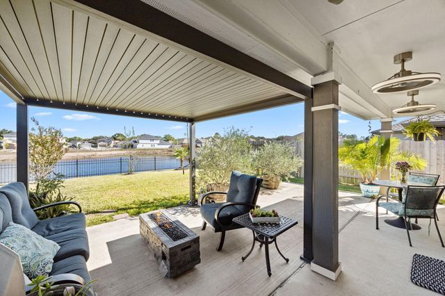 1046 Bending Trail Drive, Tomball, TX 77375