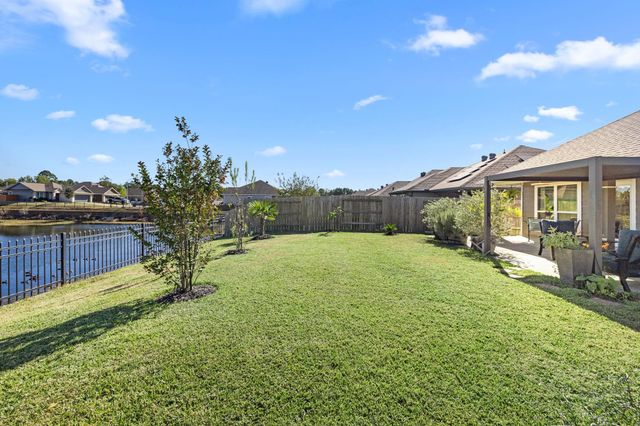 1046 Bending Trail Drive, Tomball, TX 77375