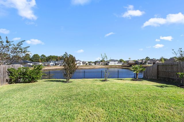 1046 Bending Trail Drive, Tomball, TX 77375