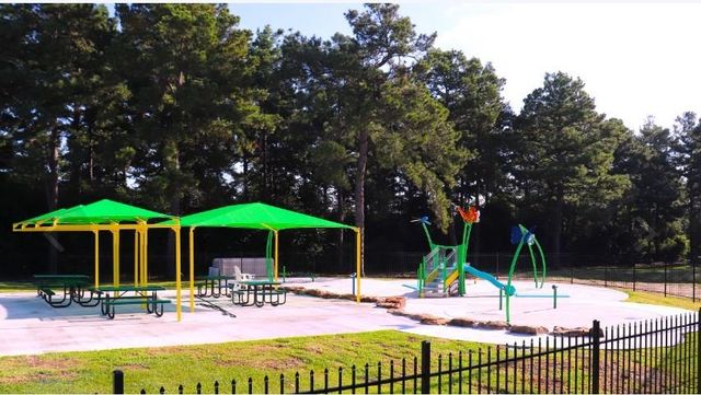 1046 Bending Trail Drive, Tomball, TX 77375