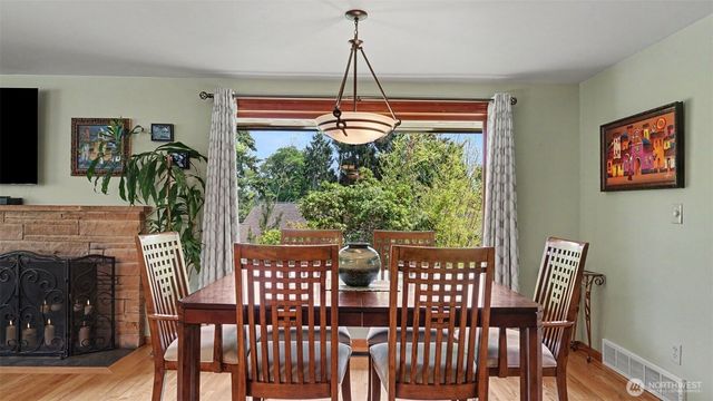1335 N 180th Street, Shoreline, WA 98133