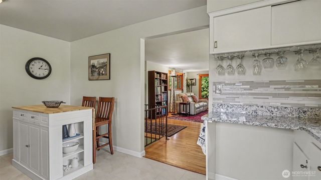 1335 N 180th Street, Shoreline, WA 98133