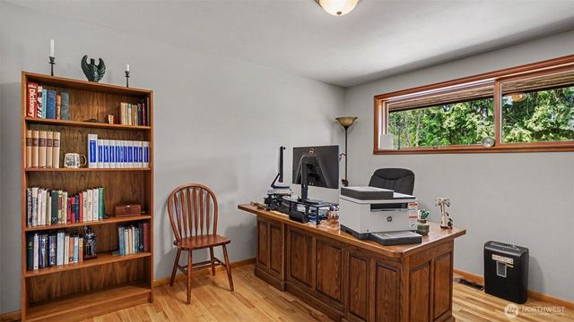 1335 N 180th Street, Shoreline, WA 98133