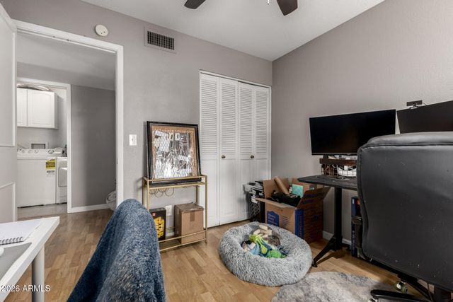 925 N COLLEGE Avenue G126, Tempe, AZ 85288