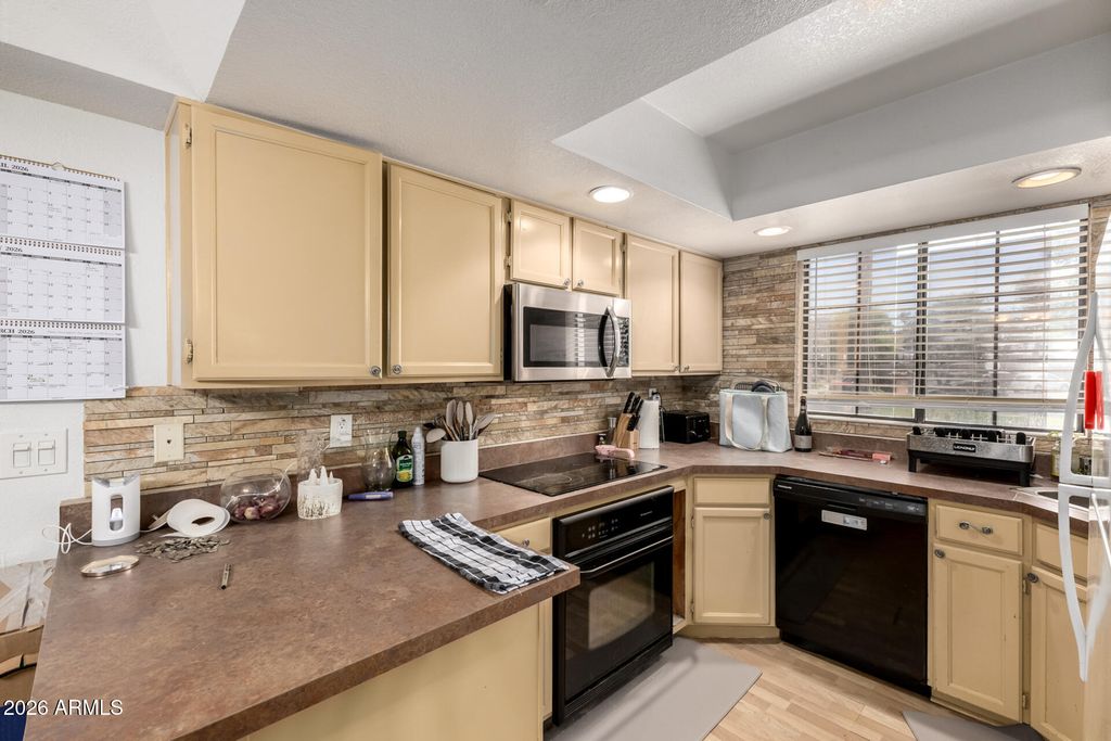 925 N COLLEGE Avenue G126, Tempe, AZ 85288 — photo 3