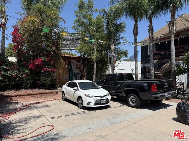 1605 S Bonnie Brae Street, Los Angeles, CA 90006