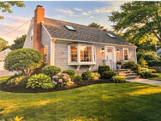 128 Ruggles Avenue, Newport, RI 02840