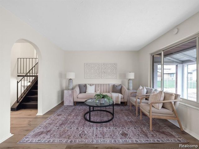 4288 LIN Drive, Sterling Heights, MI 48310