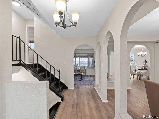 4288 LIN Drive, Sterling Heights, MI 48310