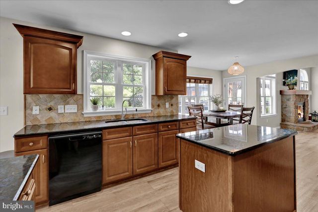 165 SYCAMORE BLVD, Pottstown, PA 19464