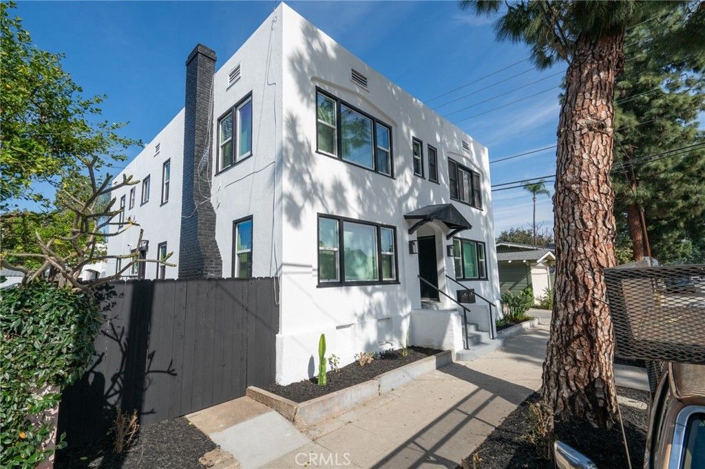 415 W Pine, Santa Ana, CA 92701 — photo 3