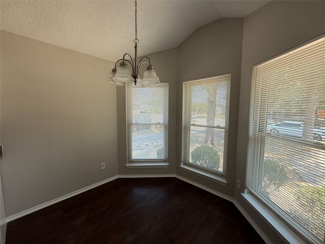 10206 Shayna Drive, Dallas, TX 75217