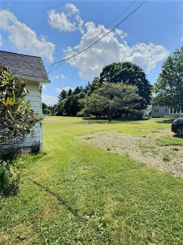 223 Emlenton St, St Petersburg, PA 16054