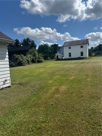 223 Emlenton St, St Petersburg, PA 16054