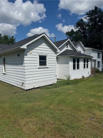 223 Emlenton St, St Petersburg, PA 16054