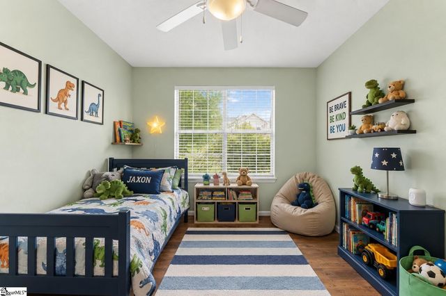 5 Lillians Lane, Greer, SC 29651